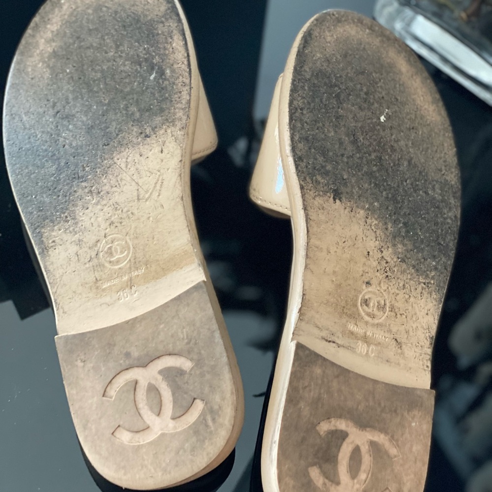 Authentic Chanel Slip-ons. - Picture 7 of 11